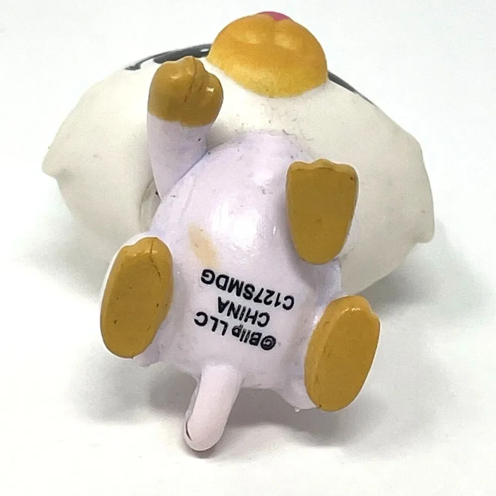 Tic Tac Toy XOXO Friends‎ White Cat Mini Figure with Blue Bow Blip Toys 2